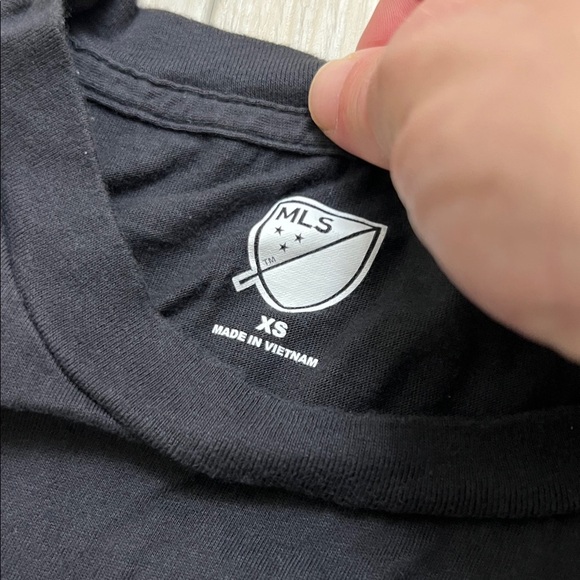 Inter Miami CF MLS Graphic Tee size XS - Picture 2 of 3